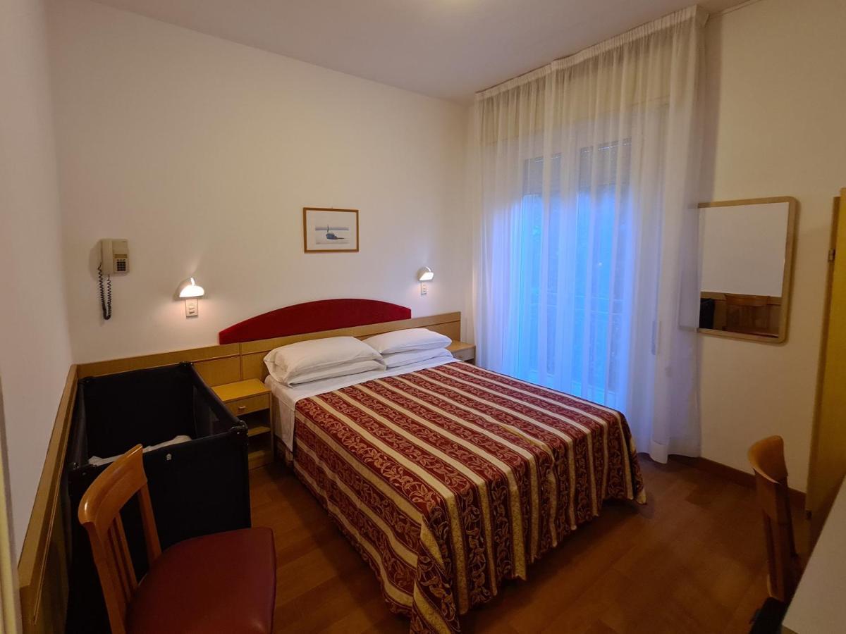 Hotel Angelus Rimini Exteriér fotografie