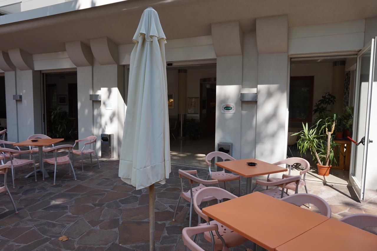 Hotel Angelus Rimini Exteriér fotografie